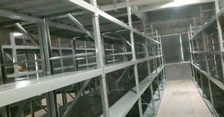 找品質(zhì)過(guò)關(guān)的中型貨架，浙江羅納服飾就推薦勝通！