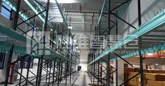 定制重型貨架解決空間不夠用問題，讓實體企業(yè)倉儲無憂！