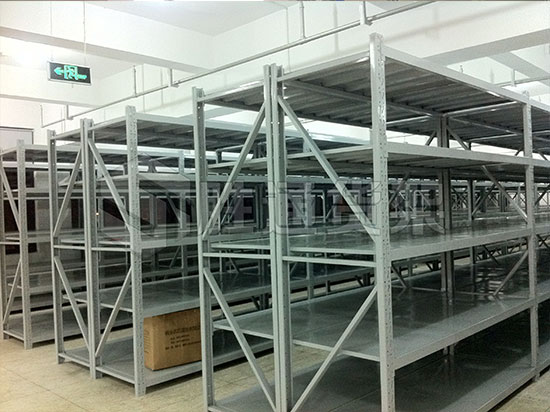 重型貨架，中型貨架，模具貨架.jpg