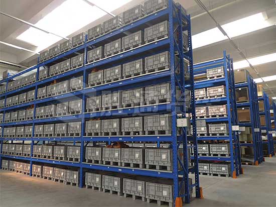 重型貨架，中型貨架，模具貨架.jpg