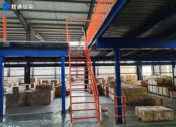 南方泵業(yè)鋼平臺貨架.png